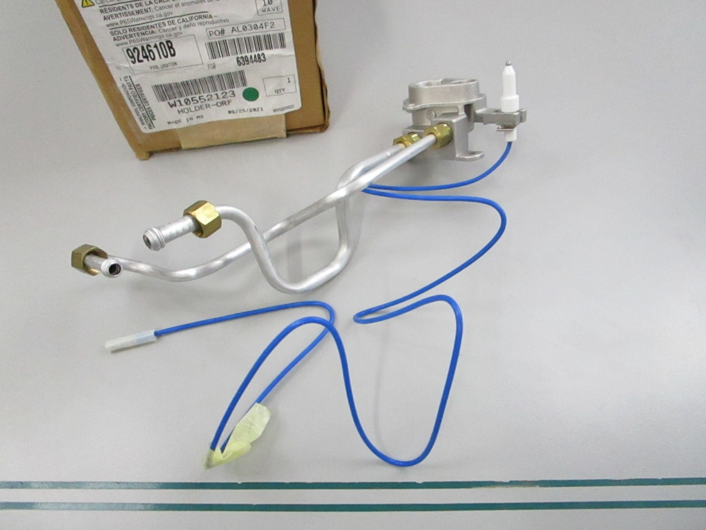 NEW OEM W10552123 Whirlpool Orifice Holder 0810