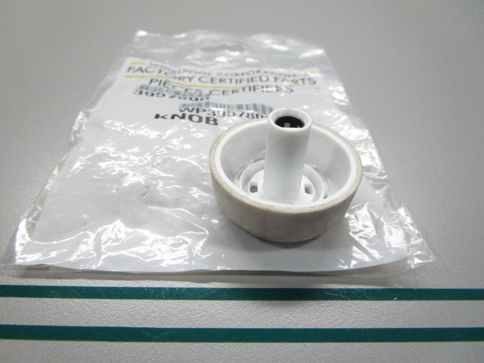 NEW OEM WP3957800 Whirlpool Control Knob 0810