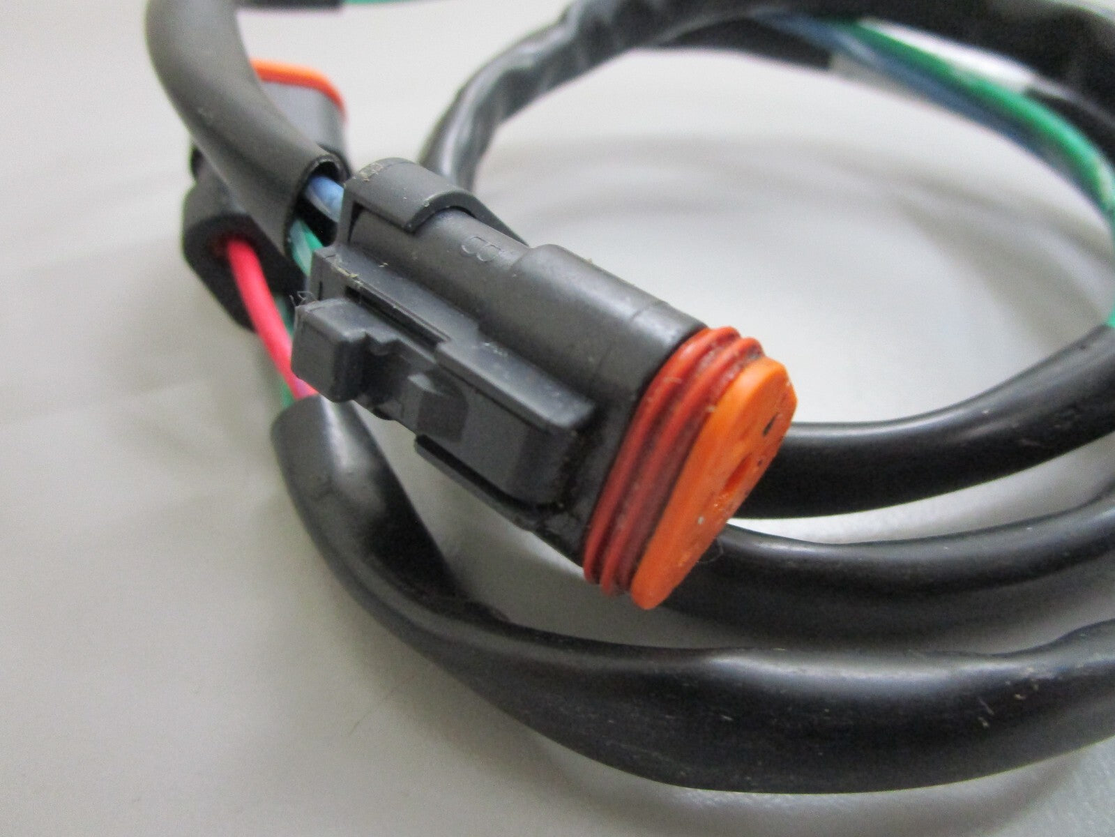 *NEW OEM* 0820 OMC Johnson Evinrude Harness 586895 0586895