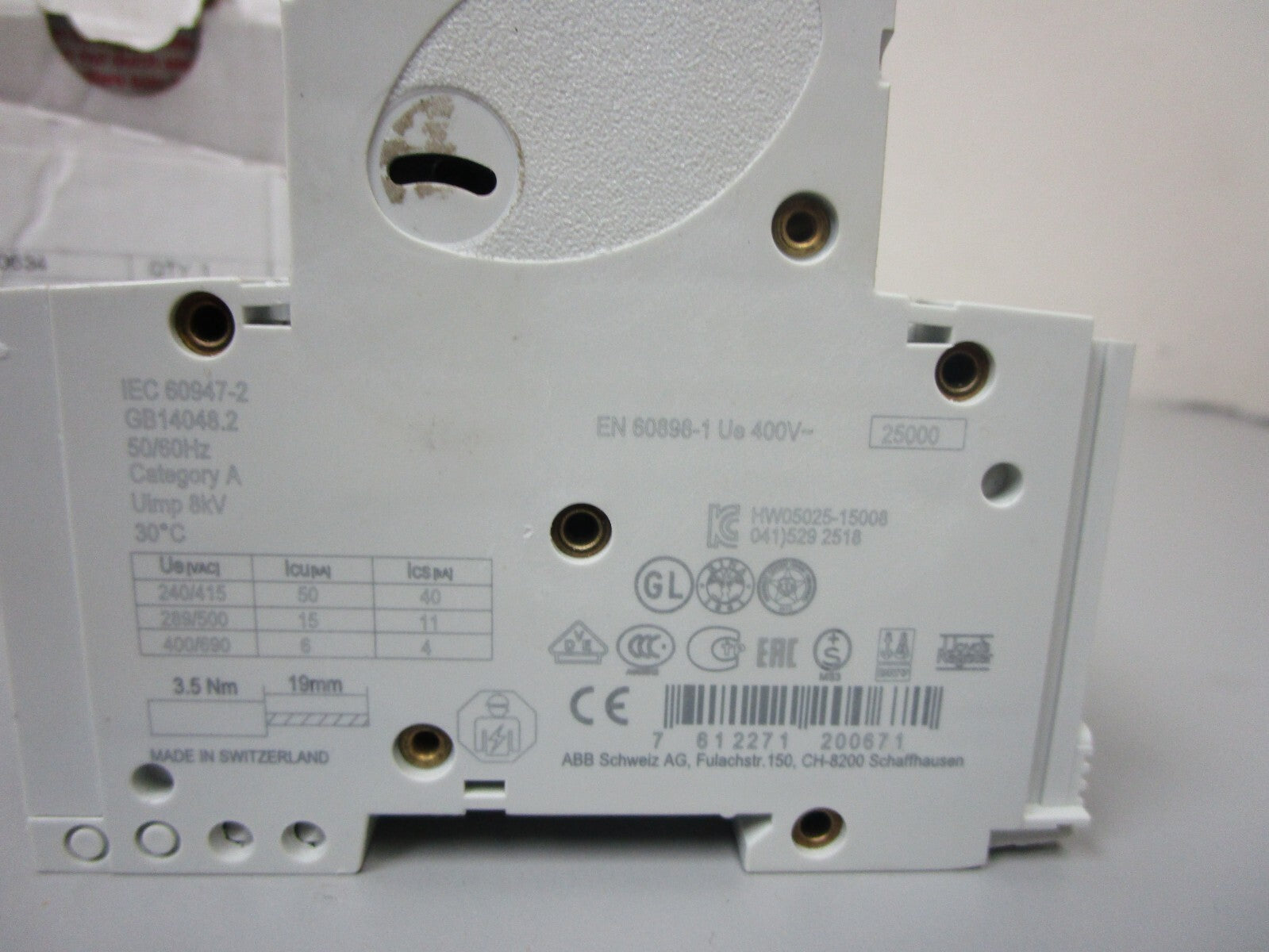 *NEW* 0720 ABB High Performance MCB S802S-C63