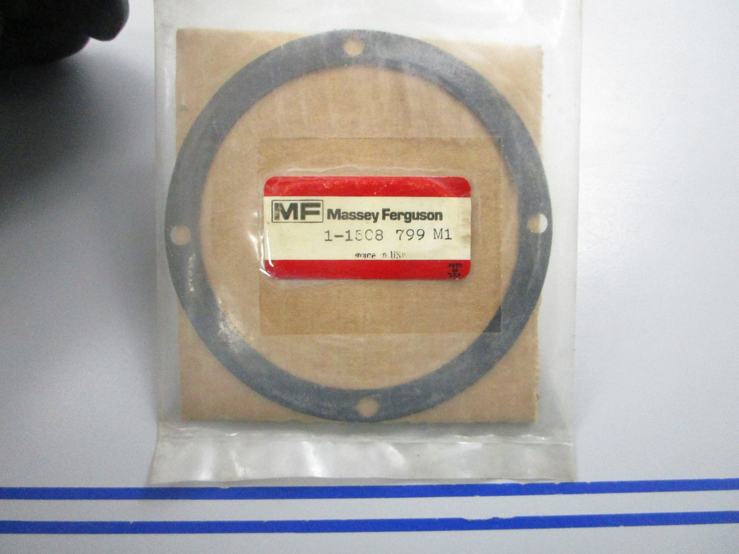 NEW OEM 1508799M1 Massey Ferguson Gasket 0810