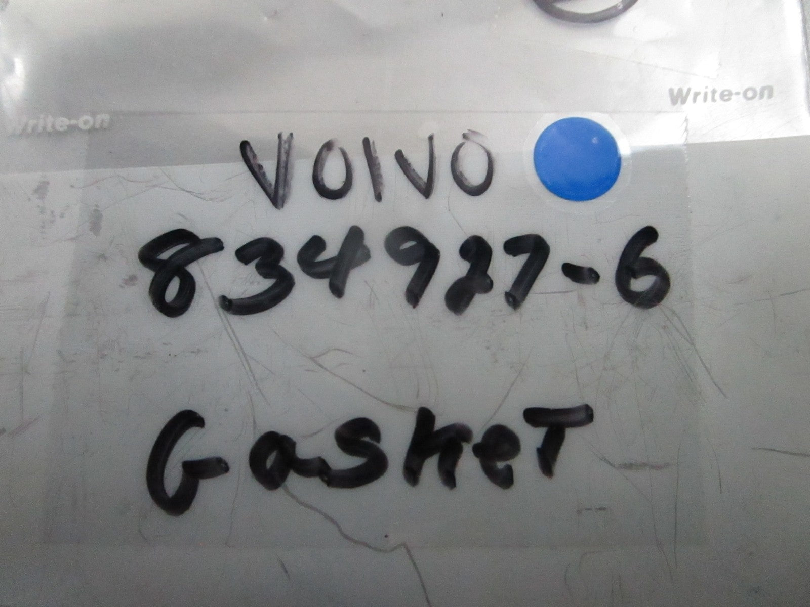 *NEW OEM* 0810 Volvo Penta Gasket 834927 834927-6