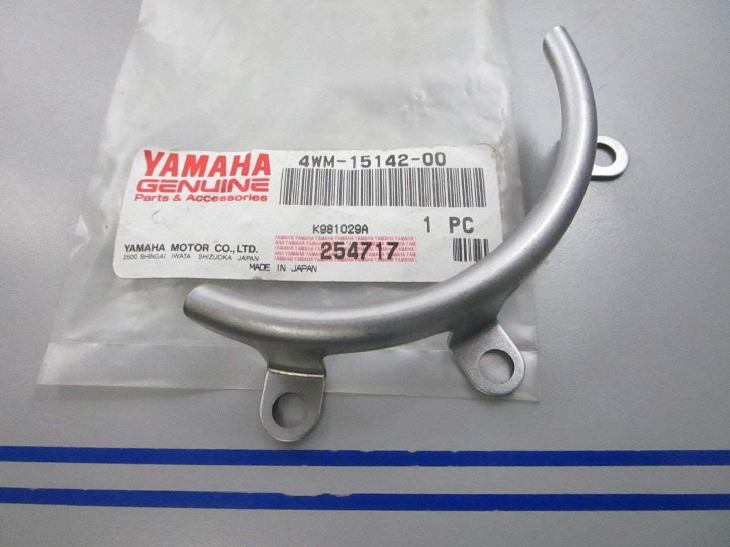 NEW OEM 4WM-15142-00-00 Yamaha Guide 0810