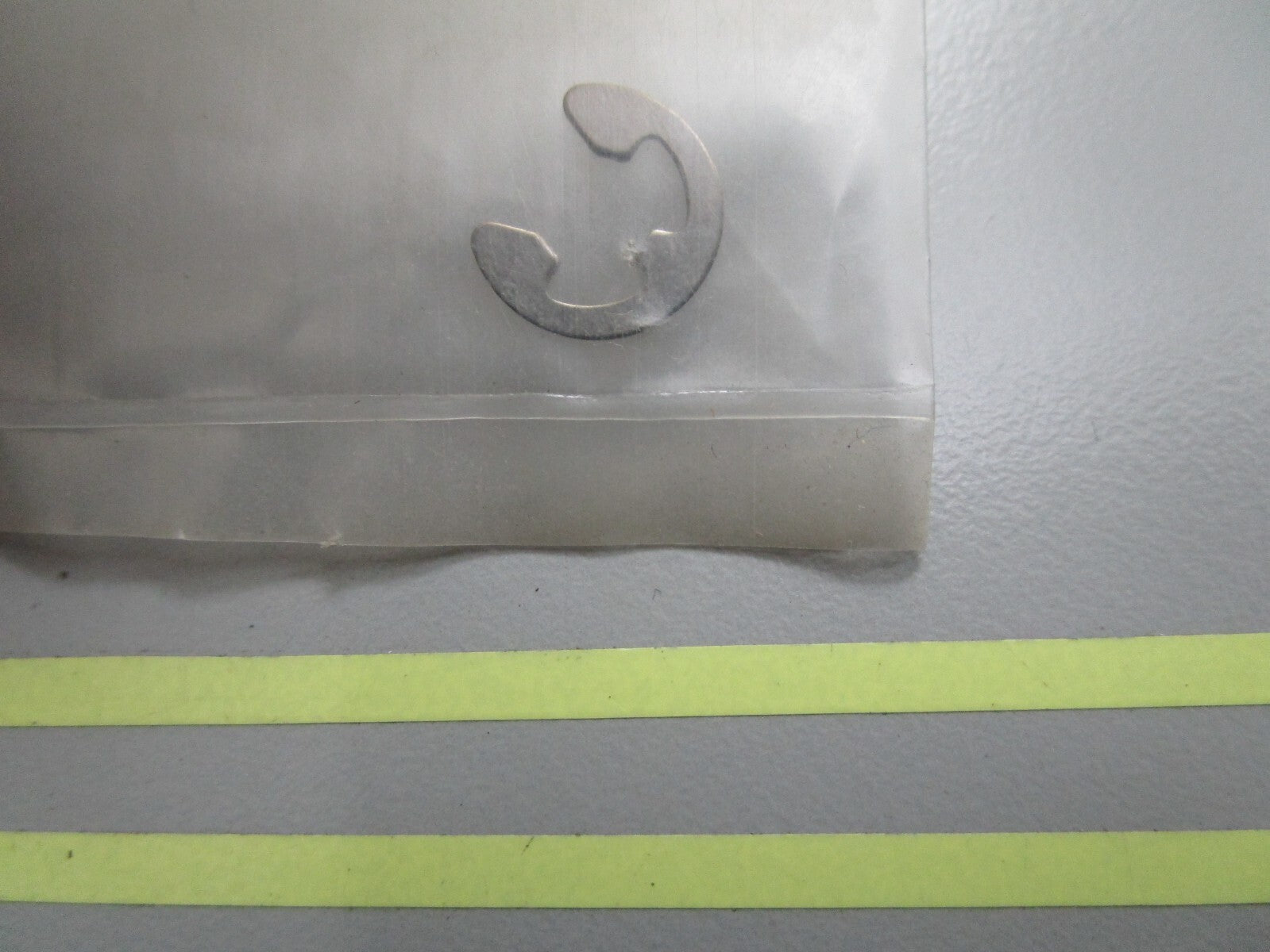 *NEW OEM* 0820 Mercury Quicksilver Retaining Ring F660411