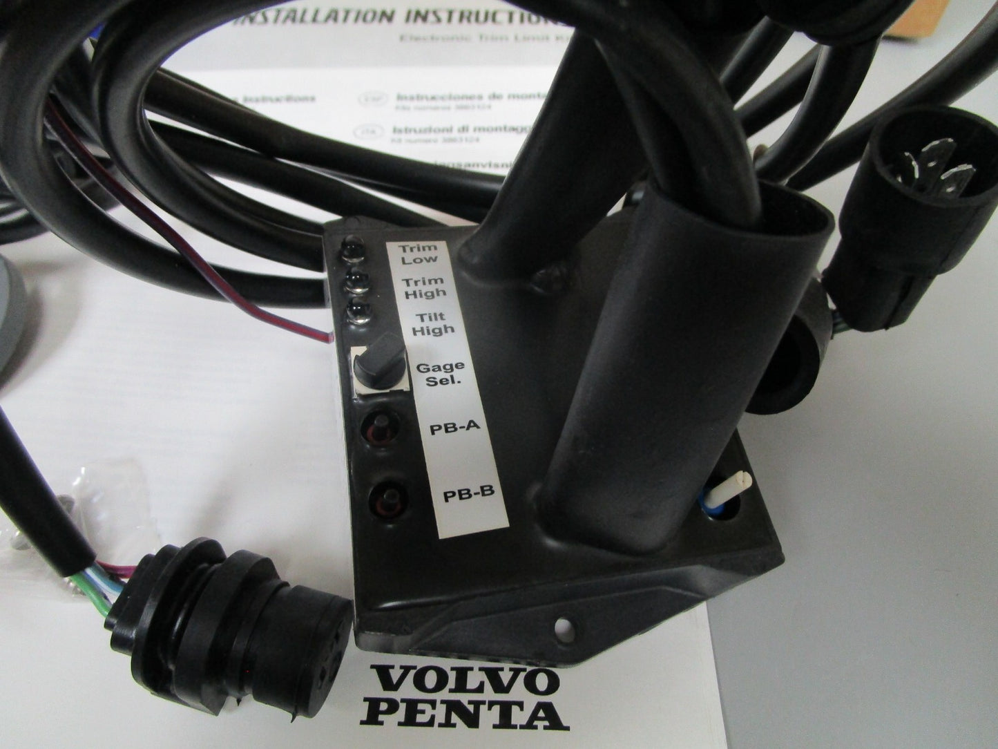 *NEW OEM* 0720 Volvo Penta Control Unit Kit 3863124