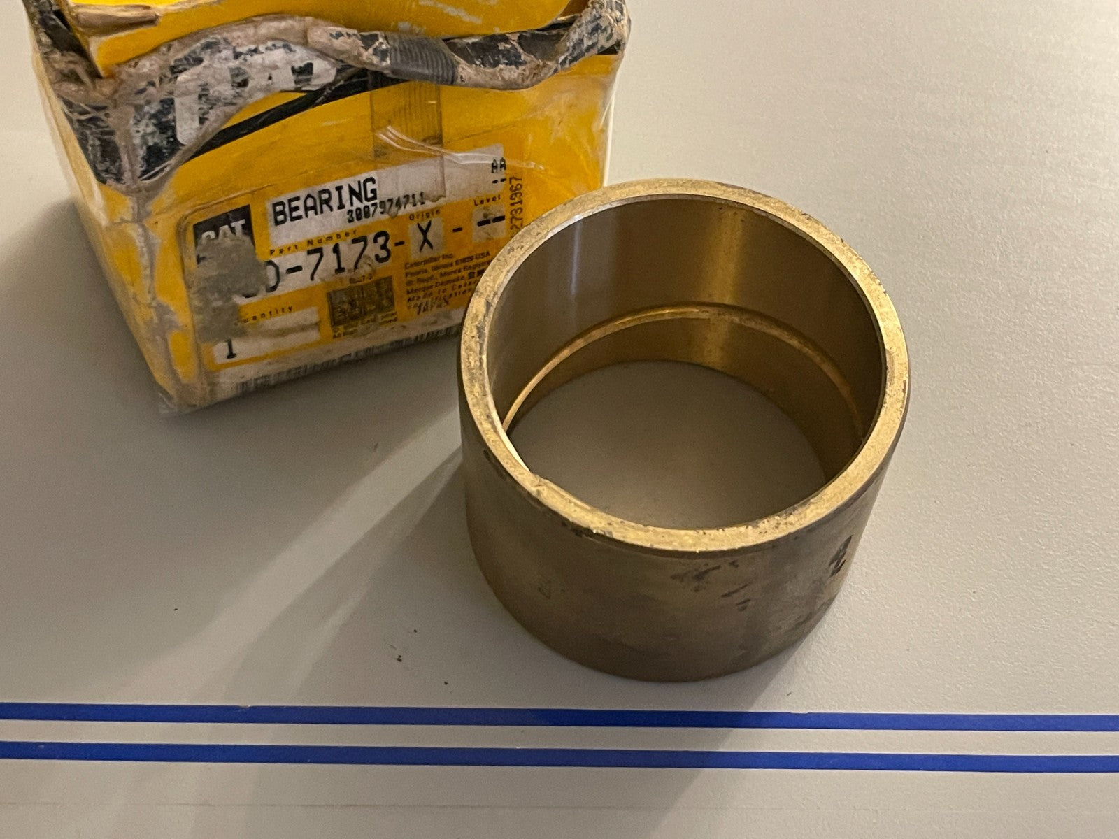 NEW OEM 8D-7173 CAT Caterpillar Sleeve Bearing 0720