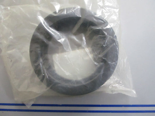 *NEW OEM* 0810 Volvo Penta Rubber Collar 3860365