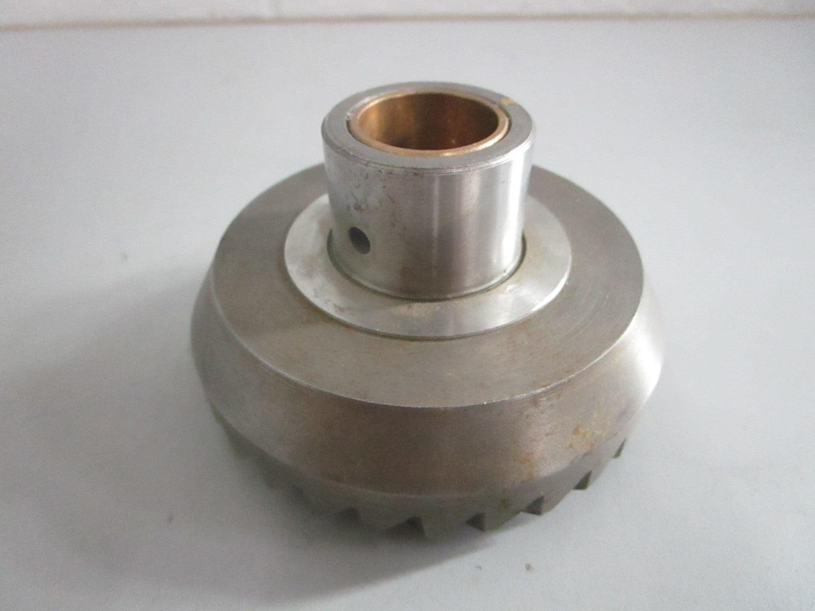 NEW OEM 43-F2A481023 Mercury Force 30T Gear 0820