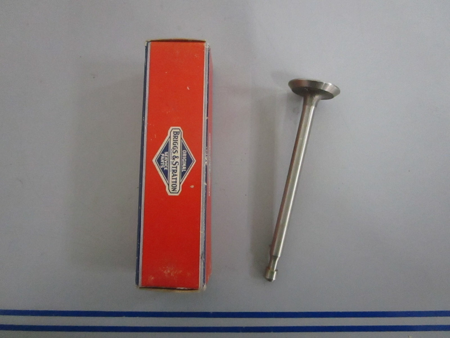 NEW OEM 211119 Briggs & Stratton Exhaust Valve 0820