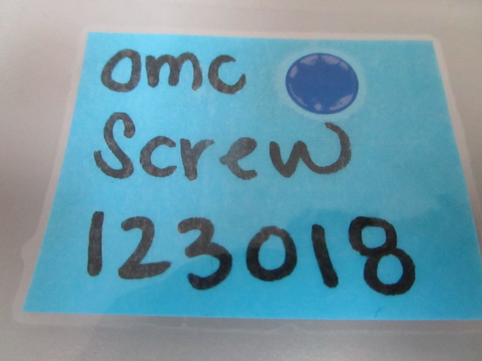 NEW OEM (LOT OF 2) 123018 0123018 OMC Johnson Evinrude Screw 0810