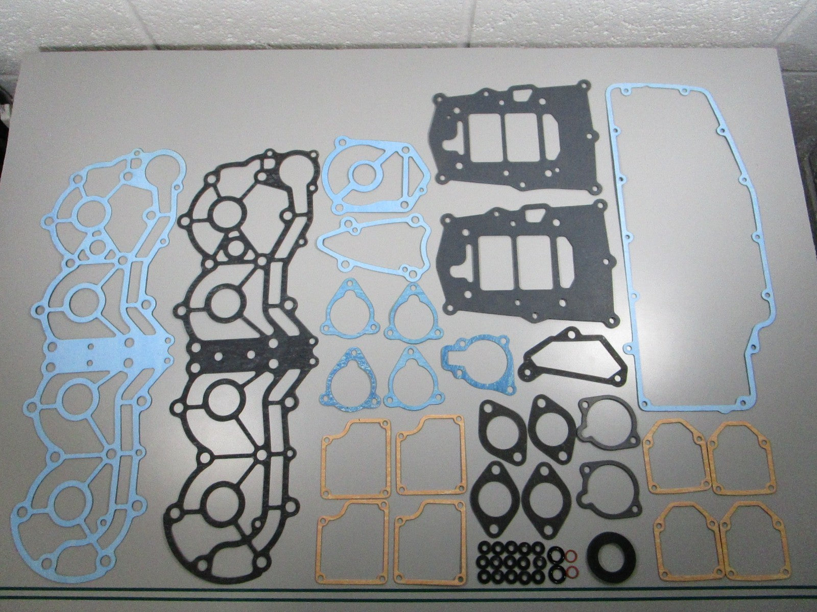 NEW OEM 11400-94891 Suzuki 140 HP 4 Cylinder Gasket Set 0810