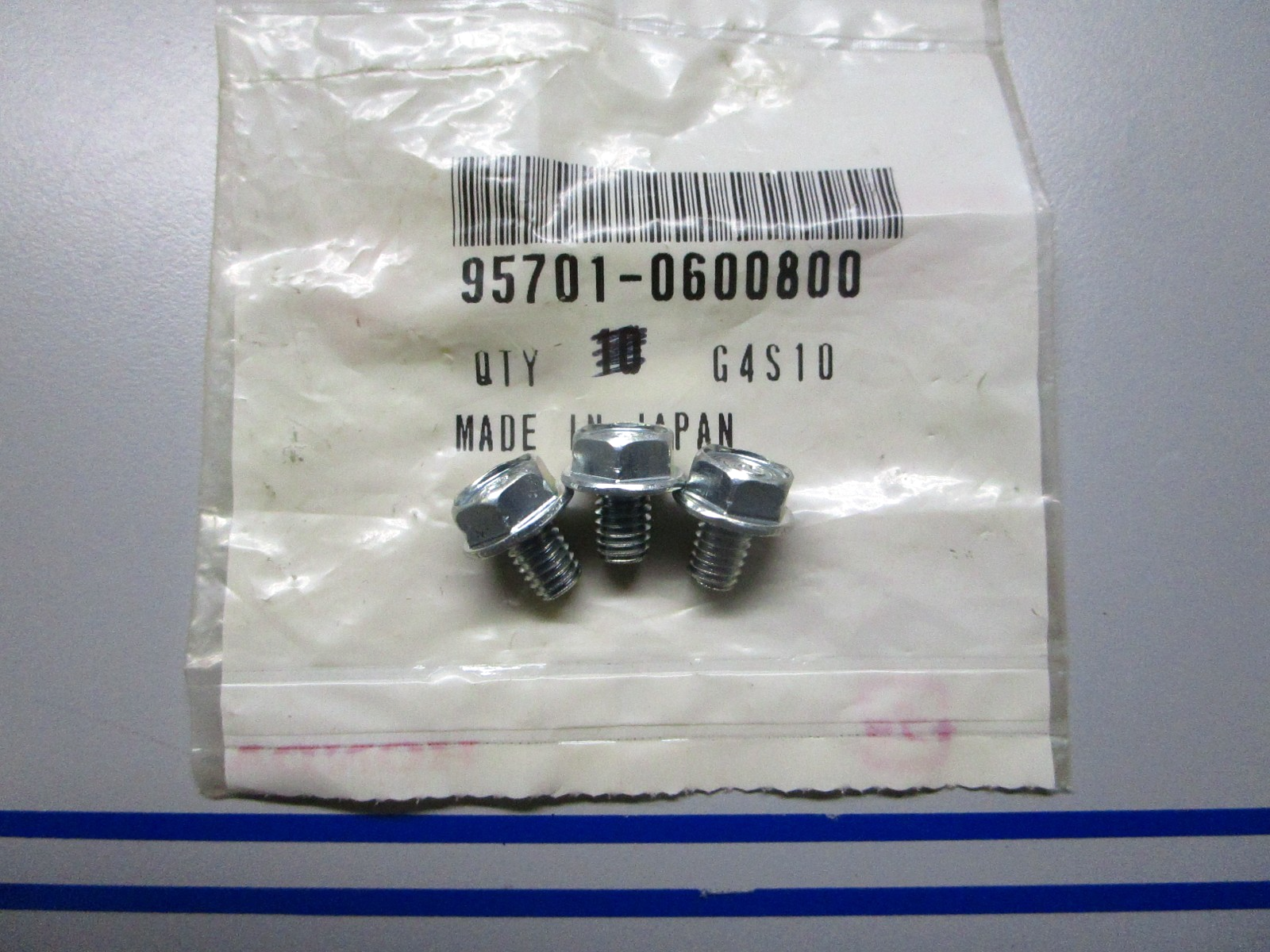 *NEW OEM* (LOT OF 3) 0810 Honda Screw 95701-0600800