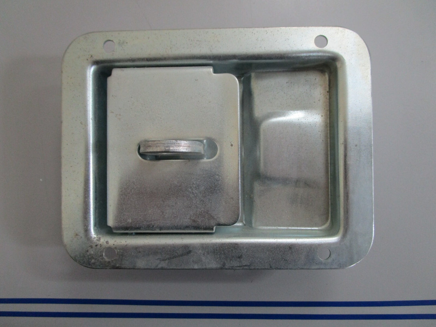 *NEW OEM* 0820 Generac Latch Paddle 15123