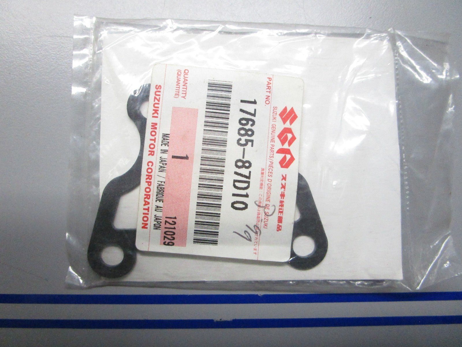 *NEW OEM* 0810 Suzuki Gasket 17685-87D10