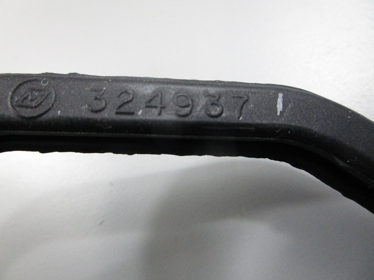 *NEW OEM* 0810 OMC Johnson Evinrude Seal 324937 0324937