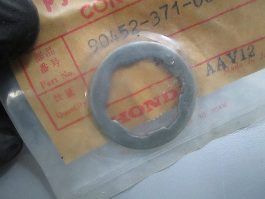 *NEW OEM* 0810 Honda Washer 90452-371-000