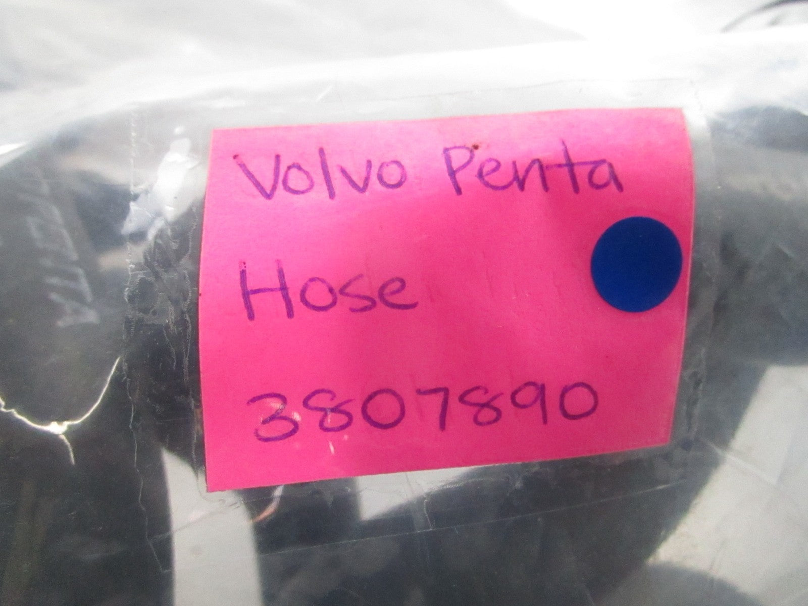 *NEW OEM* 0810 Volvo Penta Hose 3807890