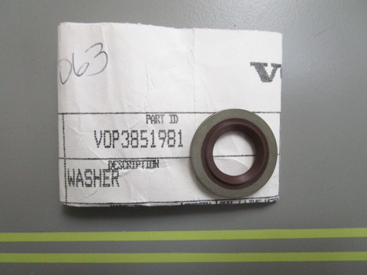 *NEW OEM* 0810 Volvo Penta Washer 3851981