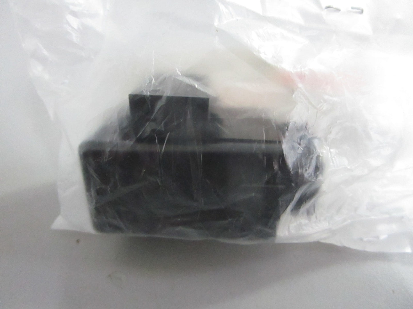 NEW OEM J42-85590-01-00 Yamaha Control Unit Assy 0820