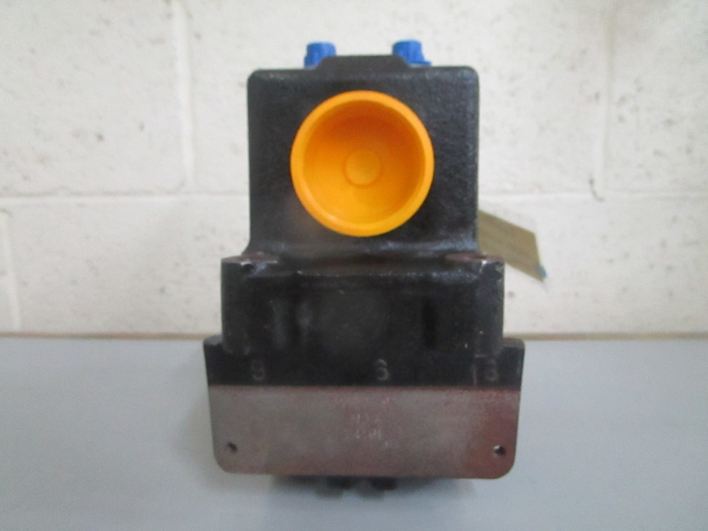 *NEW OEM* 0820 John Deere Brake Valve SJ28992