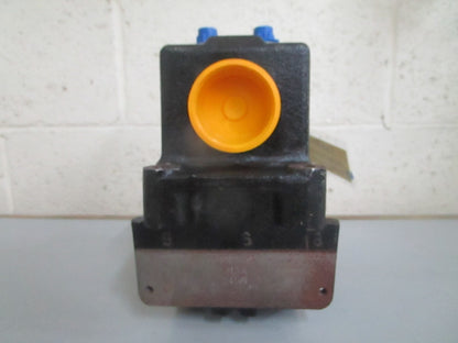 *NEW OEM* 0820 John Deere Brake Valve SJ28992