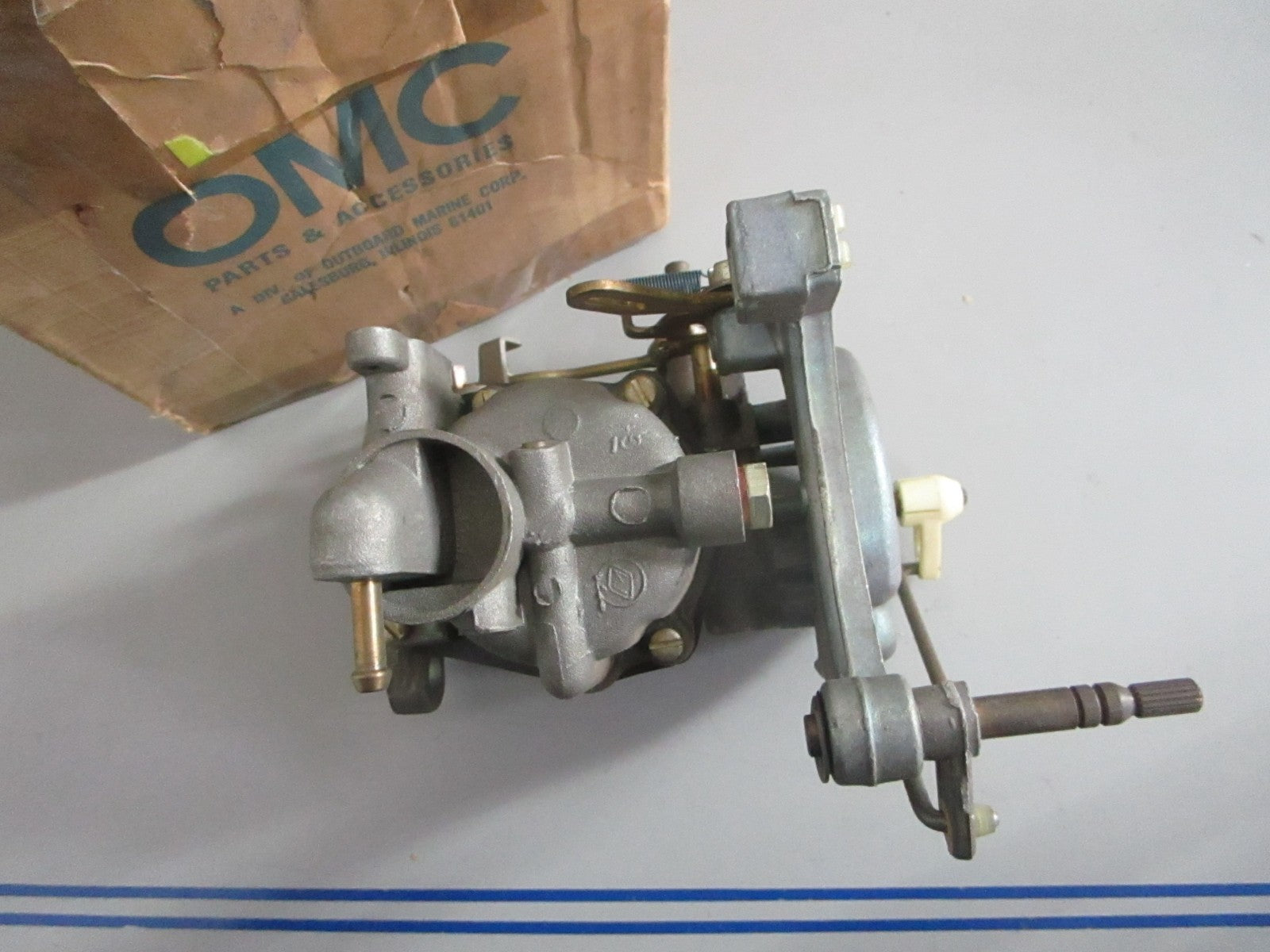 NEW OEM 278833 0278833 OMC Johnson Evinrude Carburetor 0820