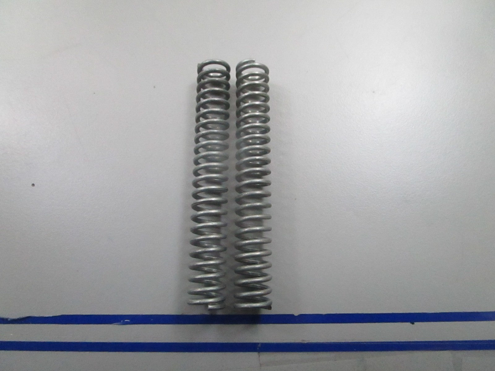 *NEW OEM* (LOT OF 2) 0810 Arctic Cat Compression Spring 0123-407