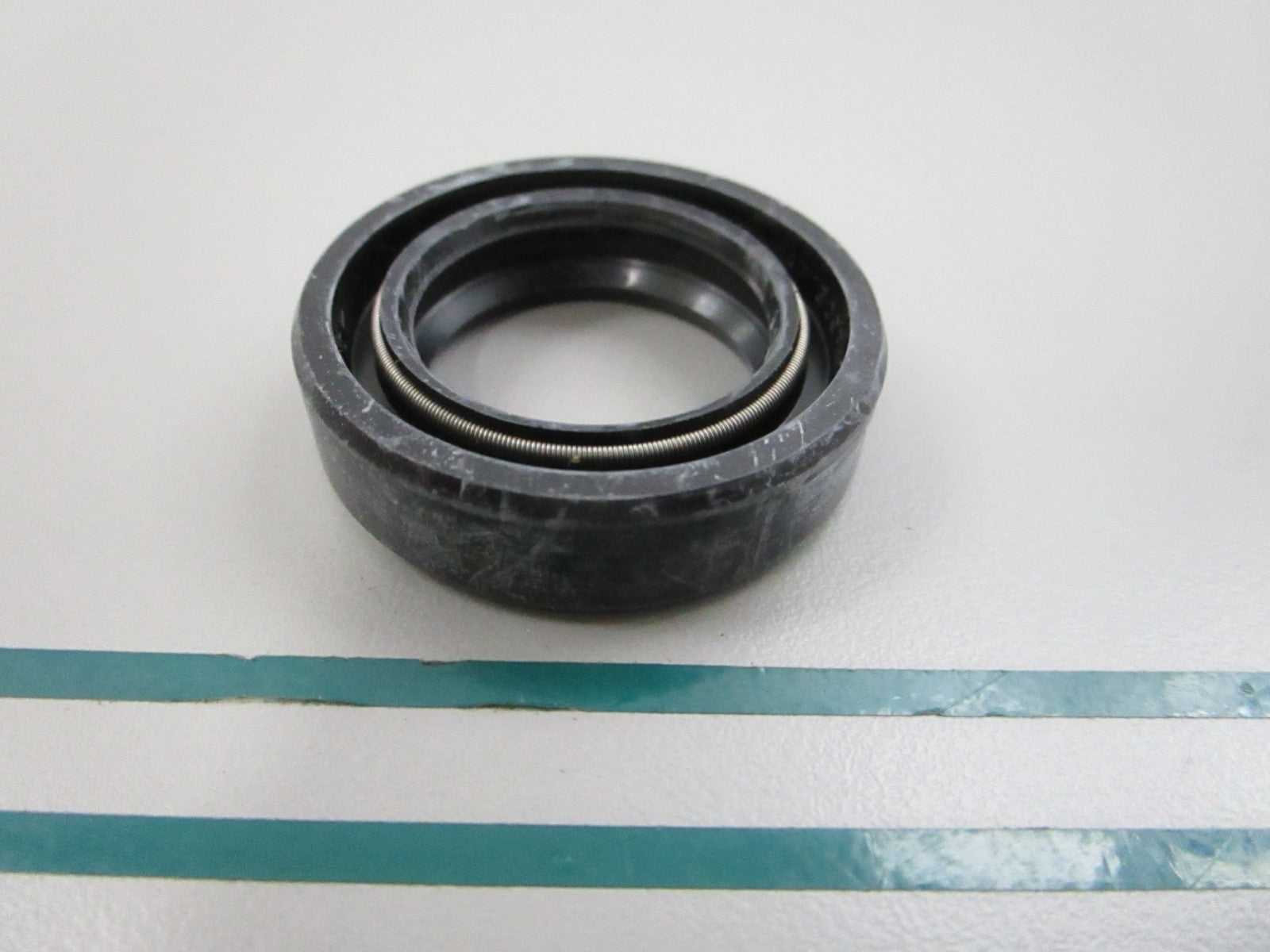 NEW OEM 353-60111-0 353601110 Tohatsu Oil Seal 0810