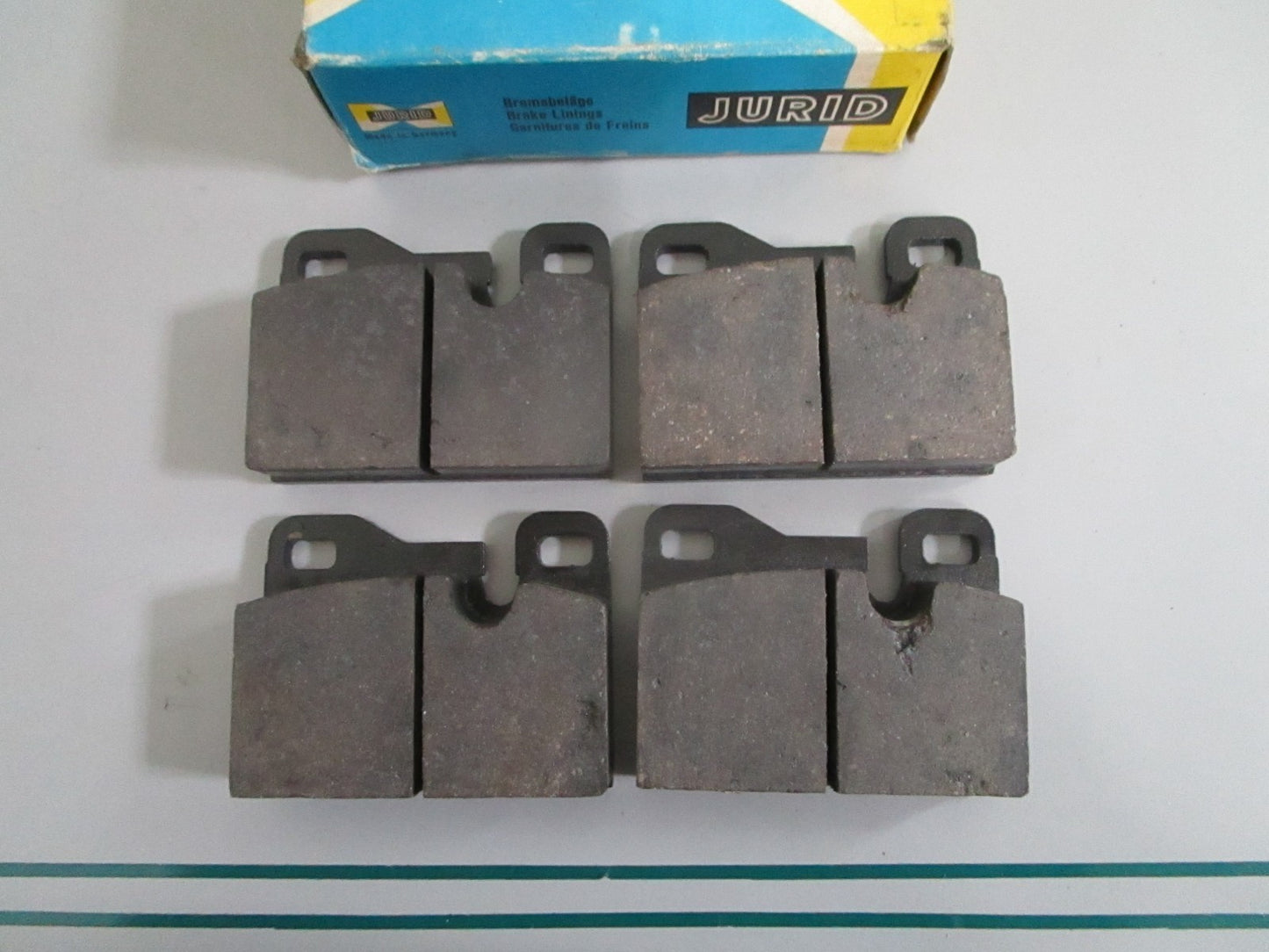 NEW OEM 92835294200 Porsche Jurid Brake Pad Set 0820