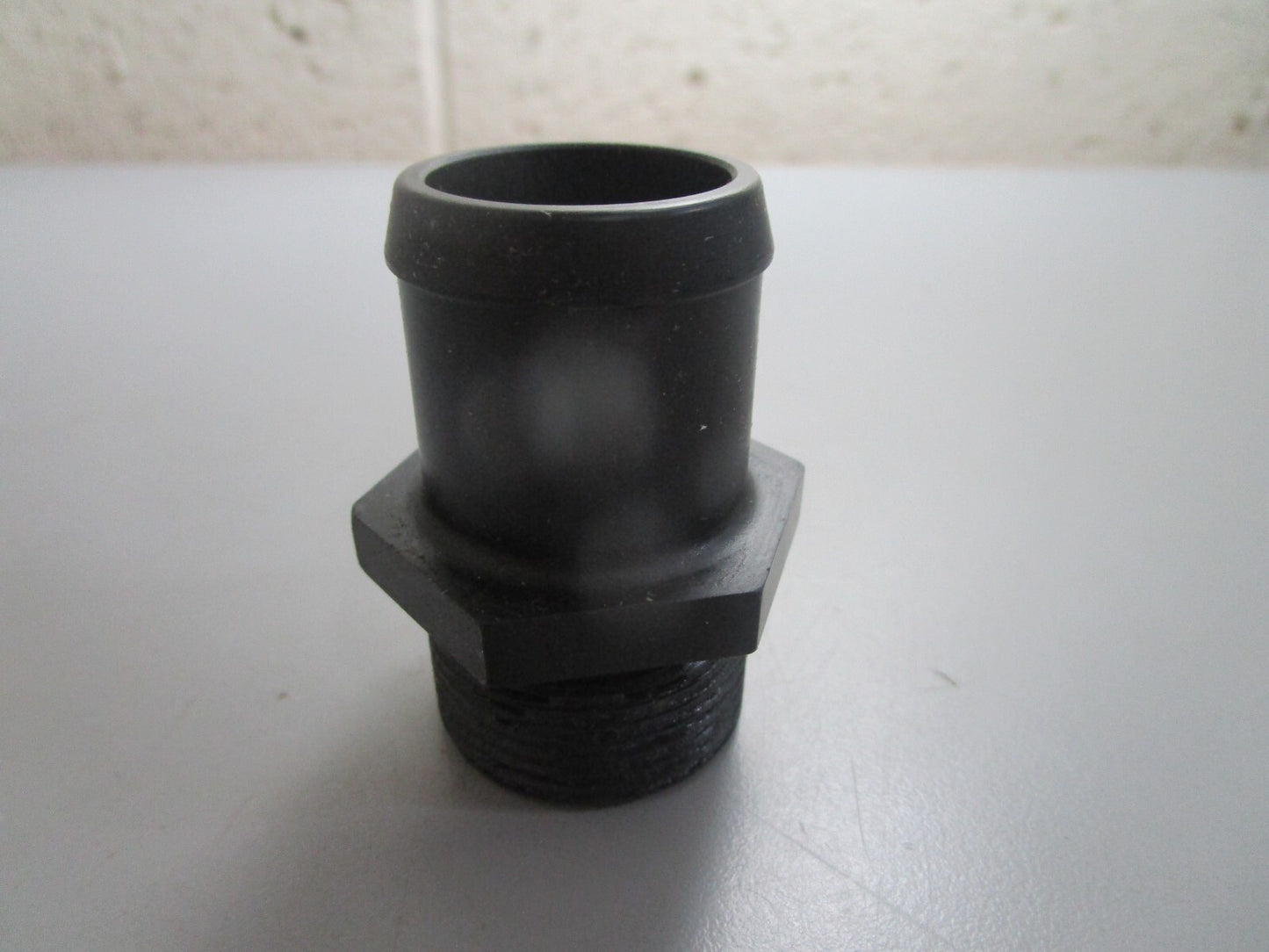 *NEW OEM* 0820 Volvo Penta Fitting 3862075