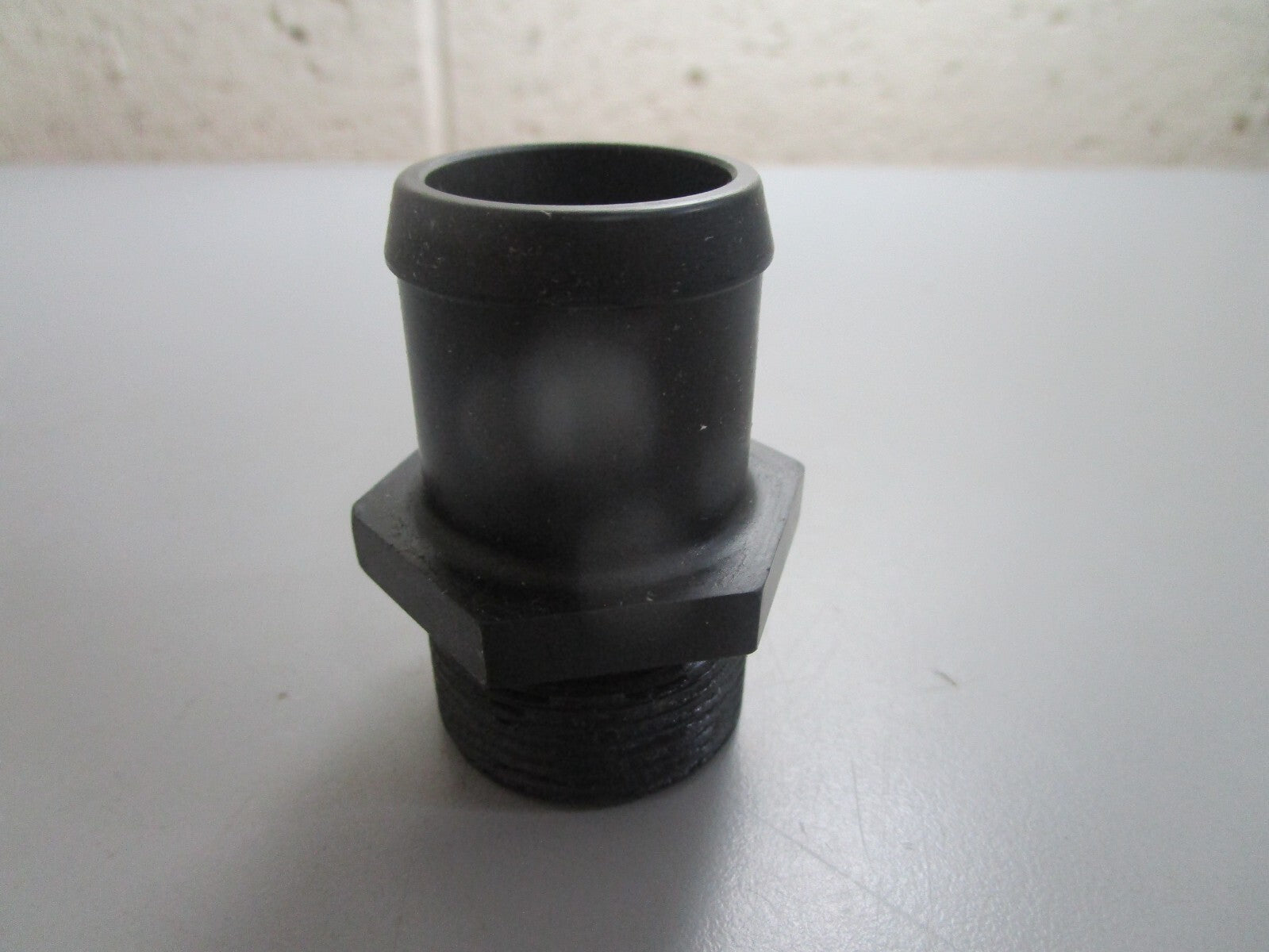 *NEW OEM* 0820 Volvo Penta Fitting 3862075