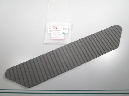 NEW OEM F2P-U351K-00-00 Yamaha Step Mat 0810