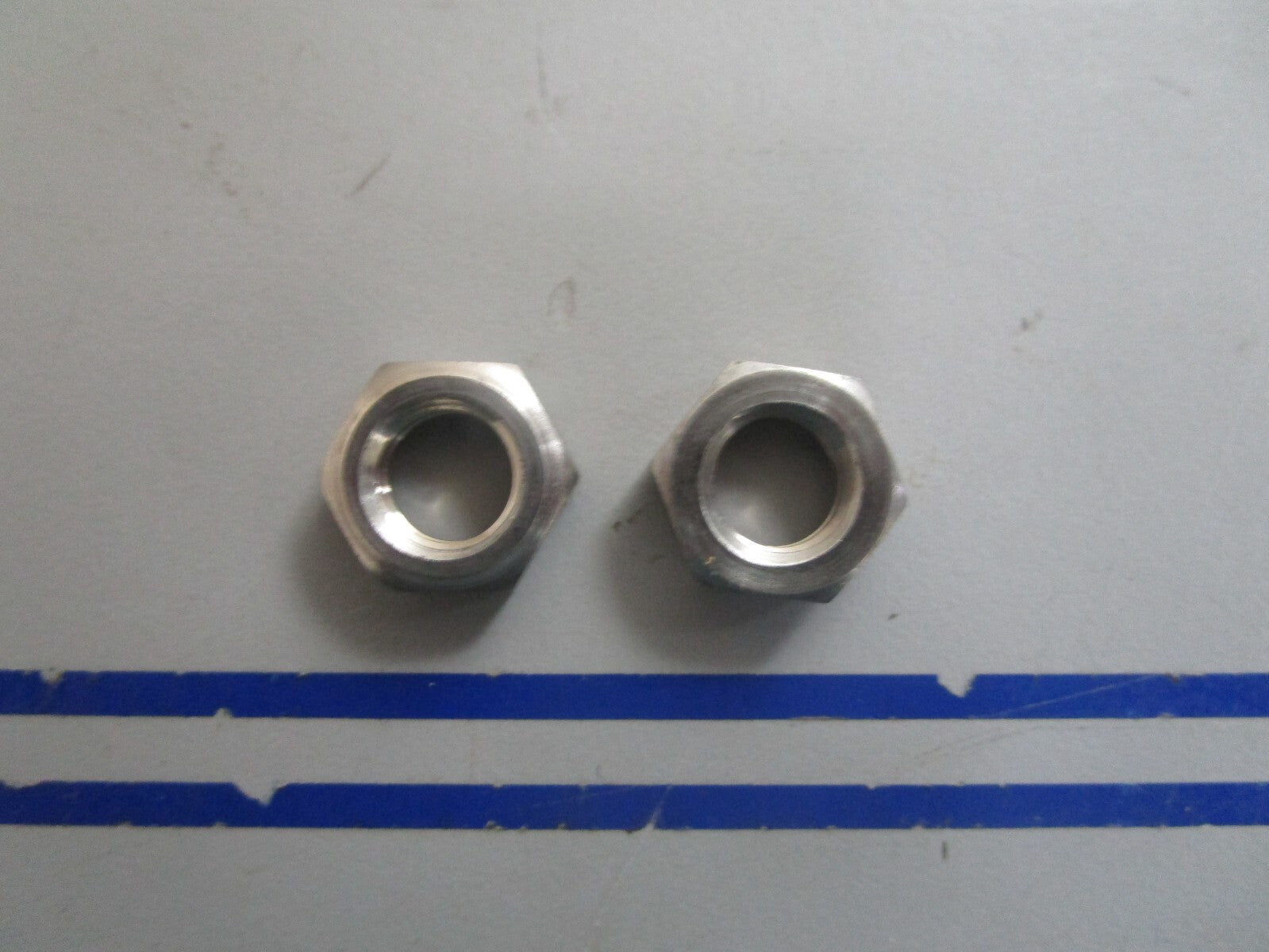 *NEW OEM* (LOT OF 2) 0720 Volvo Penta Nut 943152