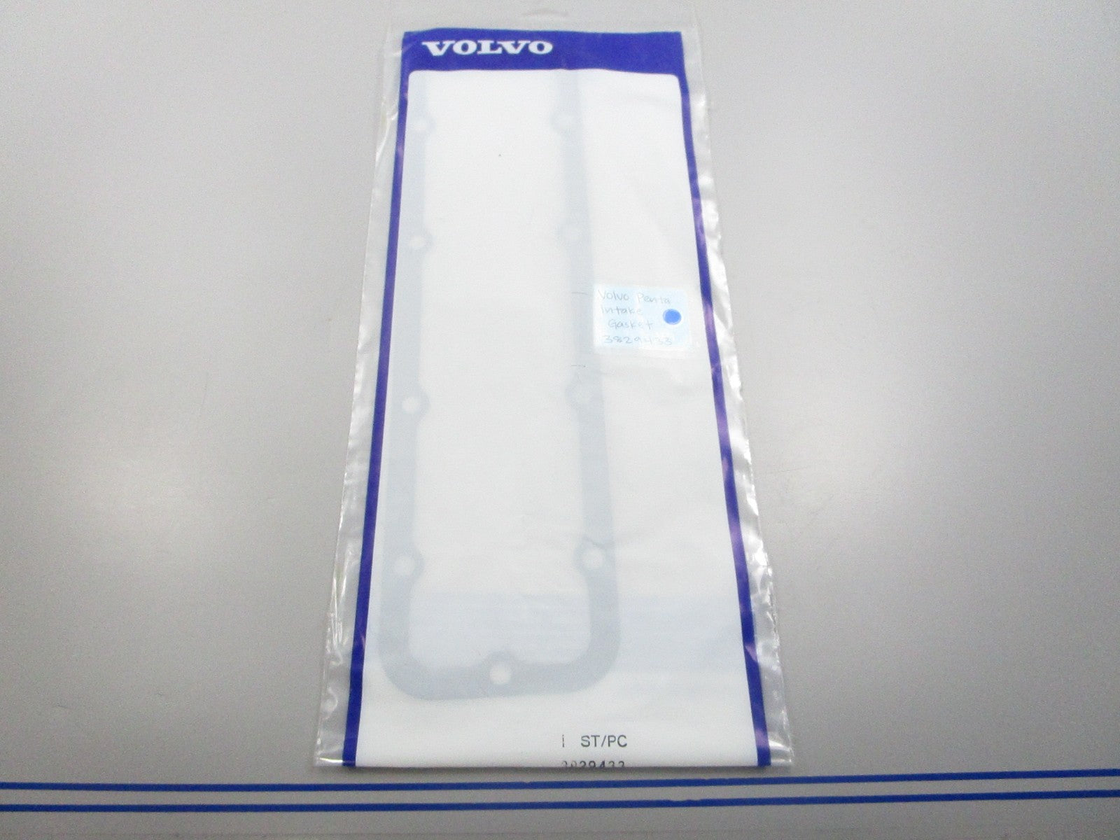 NEW OEM 3829433 Volvo Penta Intake Gasket 0810