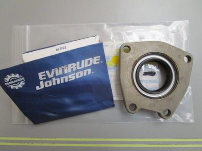 *NEW OEM* 0820 OMC Johnson Evinrude Retainer & Seal Ay 981554 0981554