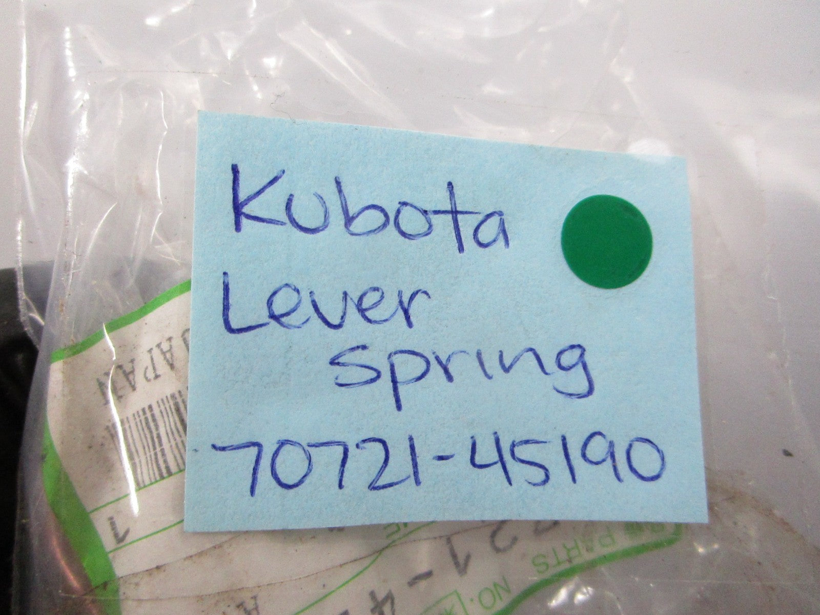 NEW OEM 70721-45190 Kubota Lever Spring 0810