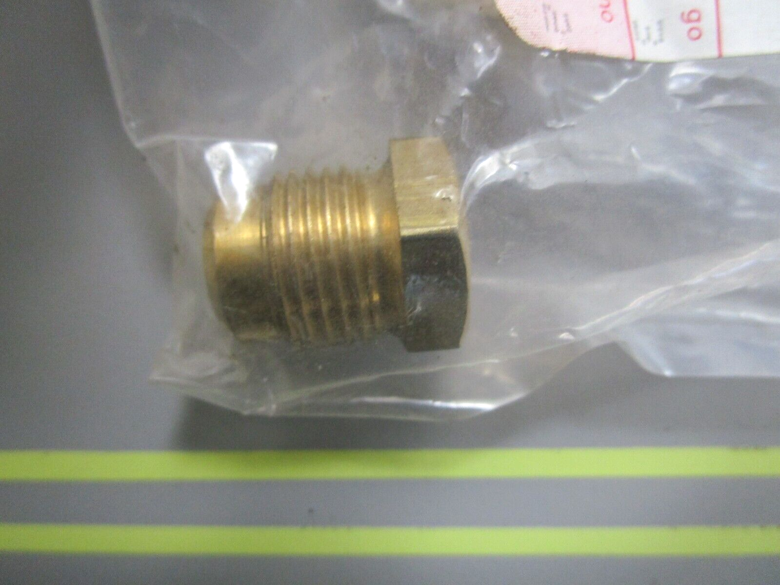 *NEW OEM* 0810 Volvo Penta Nipple 834621