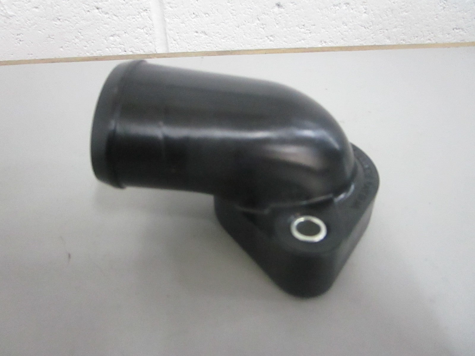 NEW OEM 21450768 Volvo Penta Connector 0820