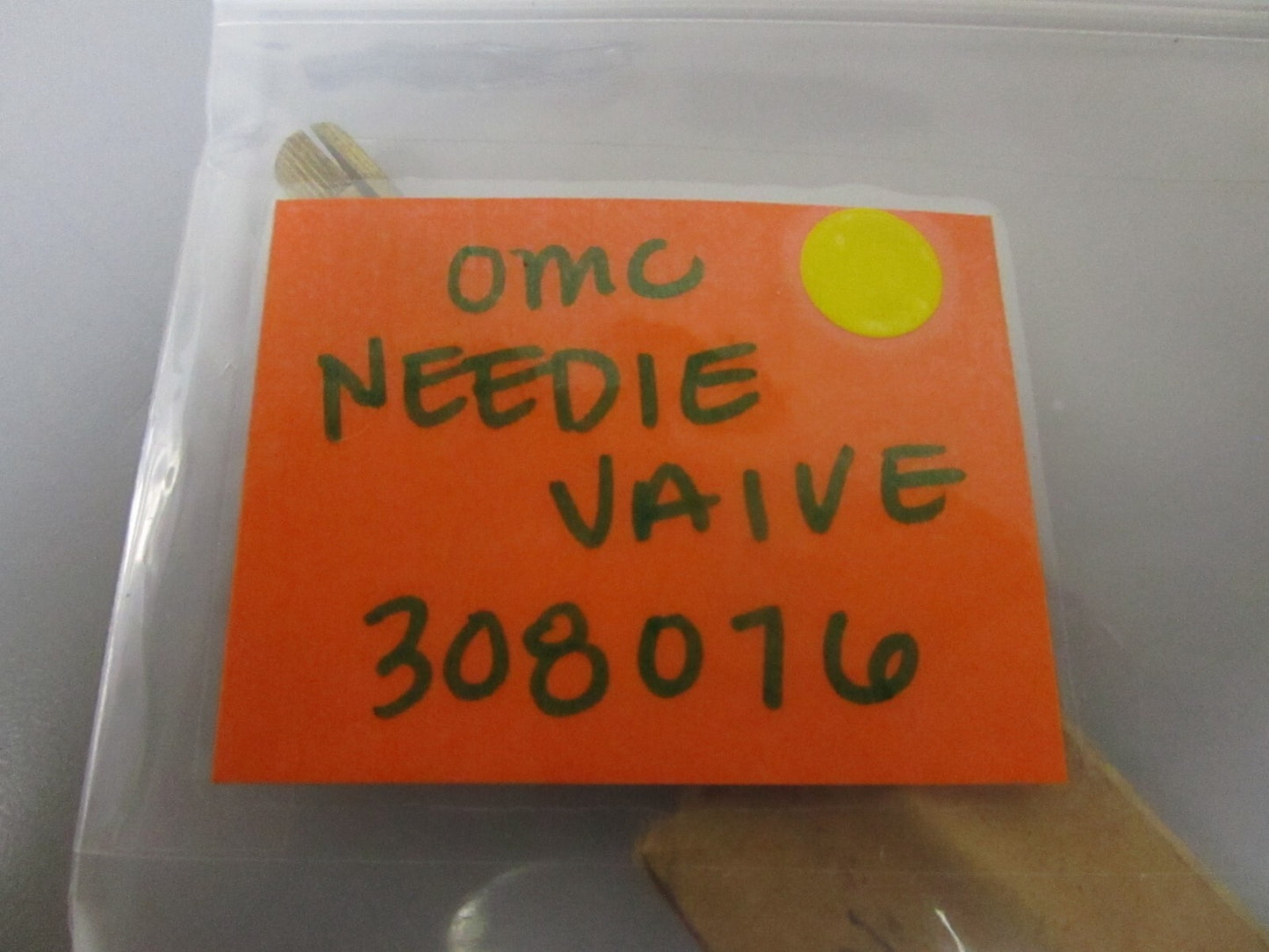 *NEW OEM* 0750 OMC Johnson Evinrude NEEDLE VALVE 308076 0308076