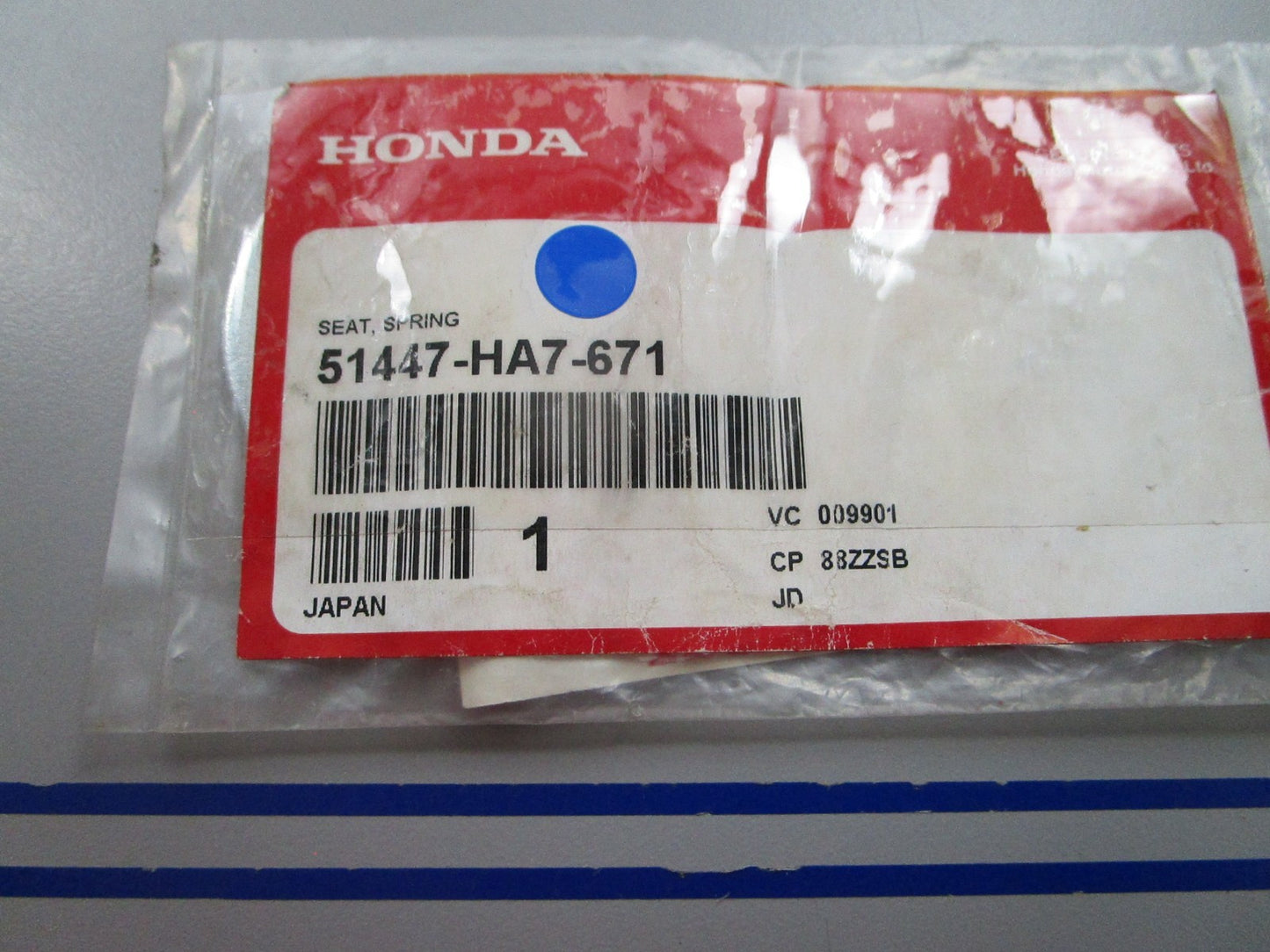 NEW OEM 51447-HA7-671 Honda Spring Seat 0810