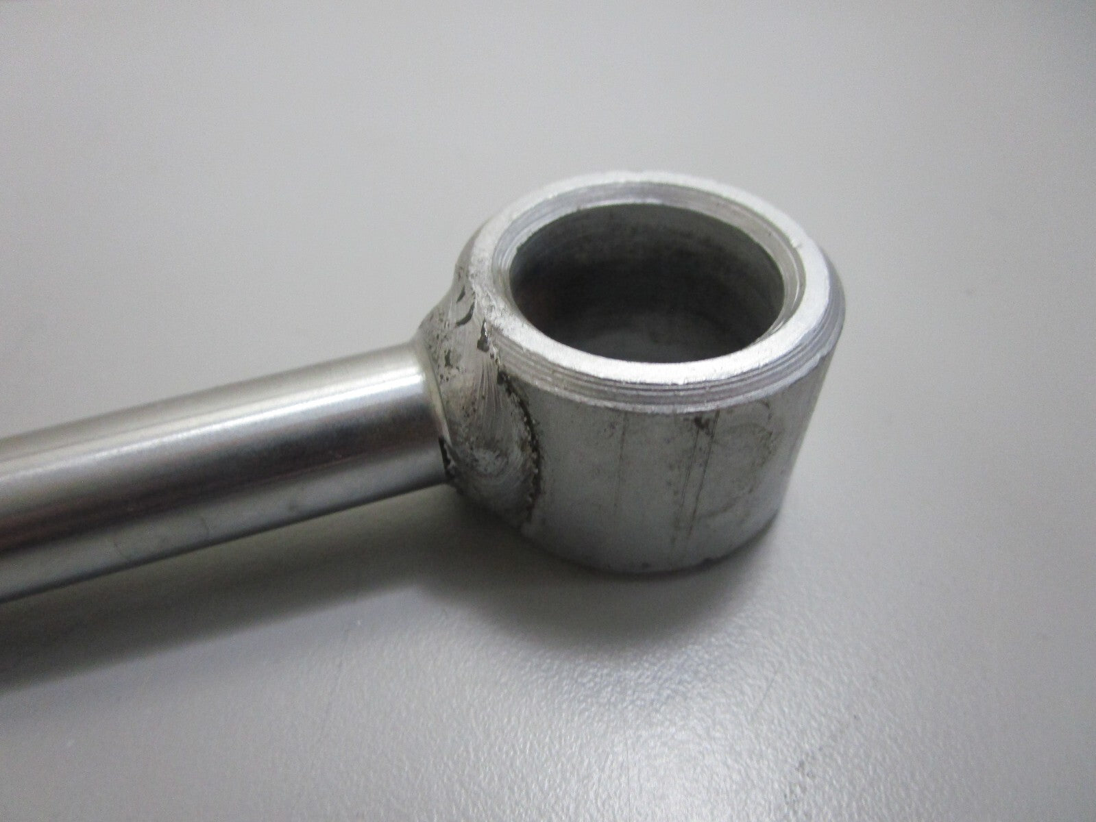 *NEW OEM* 0820 OMC Johnson Evinrude Piston Rod 172597 0172597