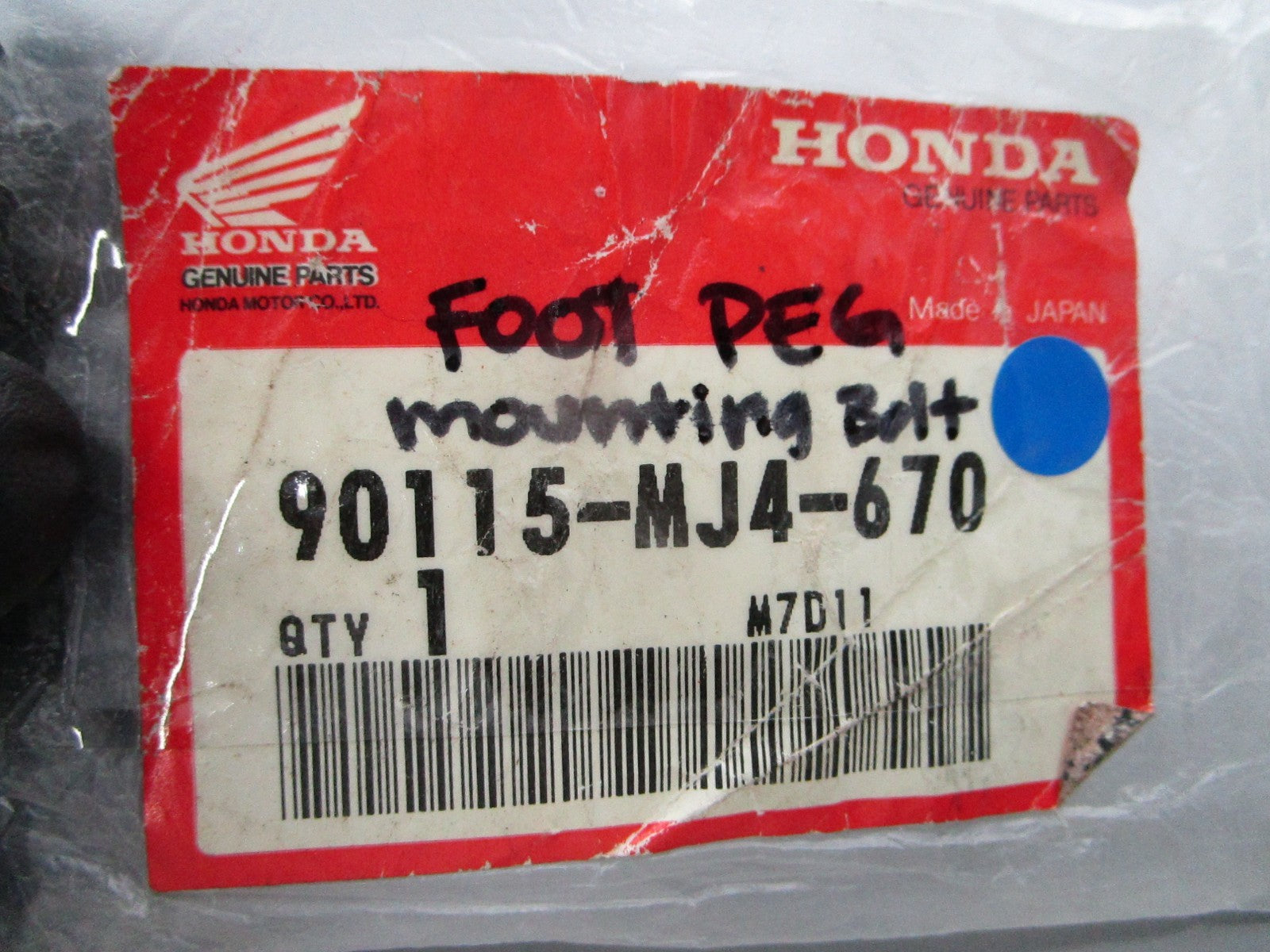 NEW OEM 90115-MJ4-670 Honda Foot Peg Mounting Bolt 0810