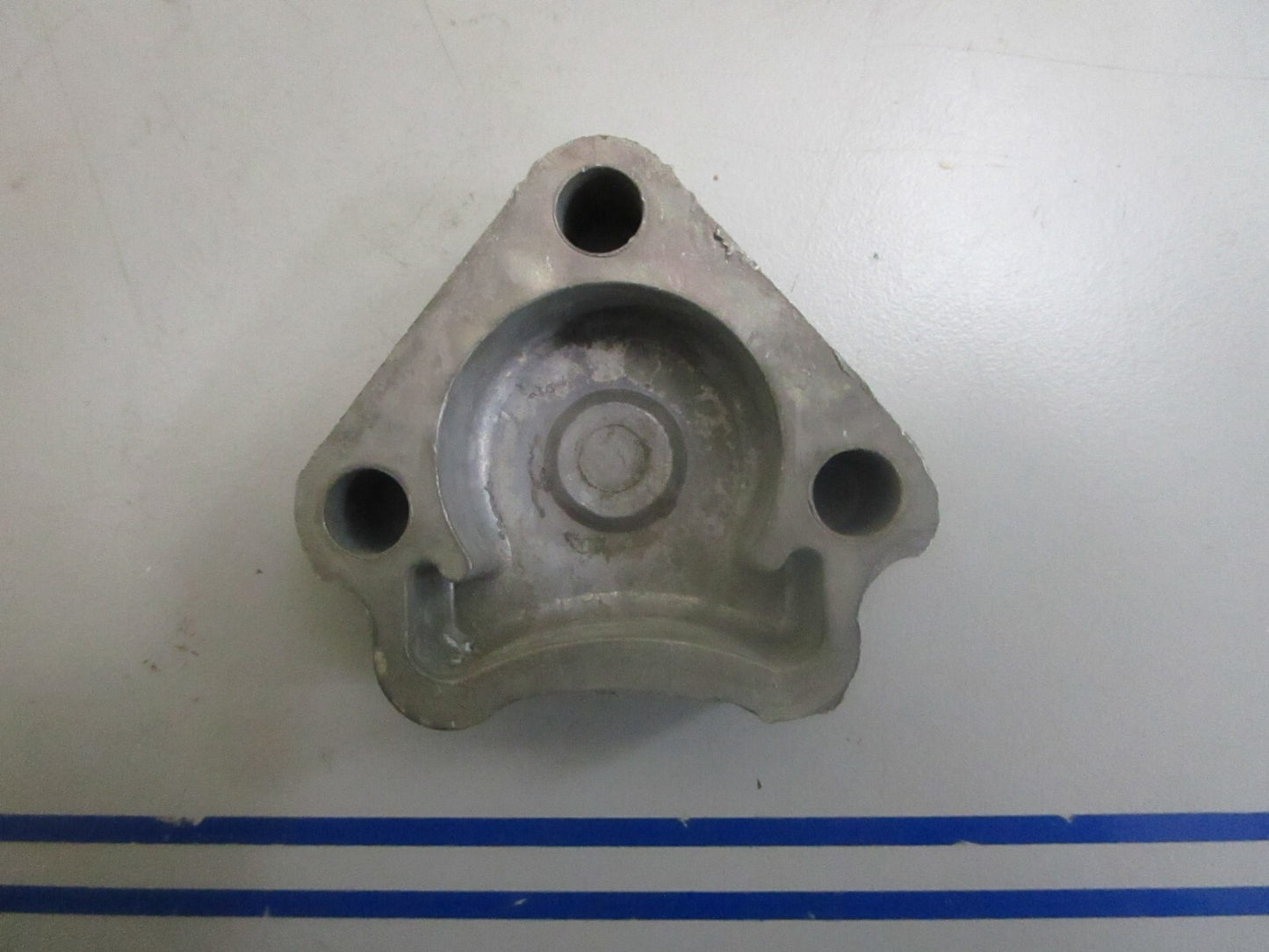*NEW OEM* 0820 OMC Johnson Evinrude Thermostat Cover 330072 0330072