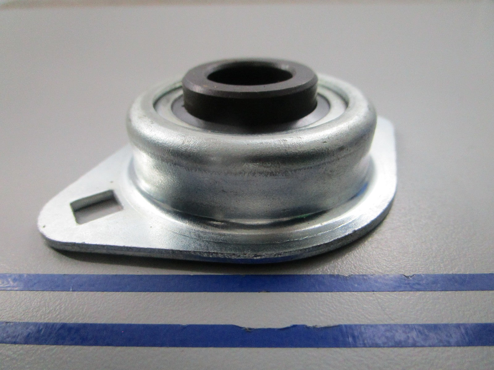 NEW 09-12651 Replaces: 51-4270 Rotary Flanged Bearing 0810
