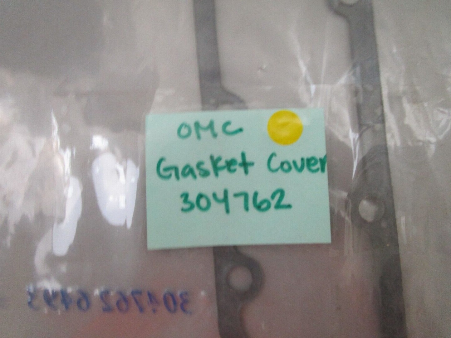 *NEW OEM* 0810 OMC Johnson Evinrude Gasket Cover 304762 0304762