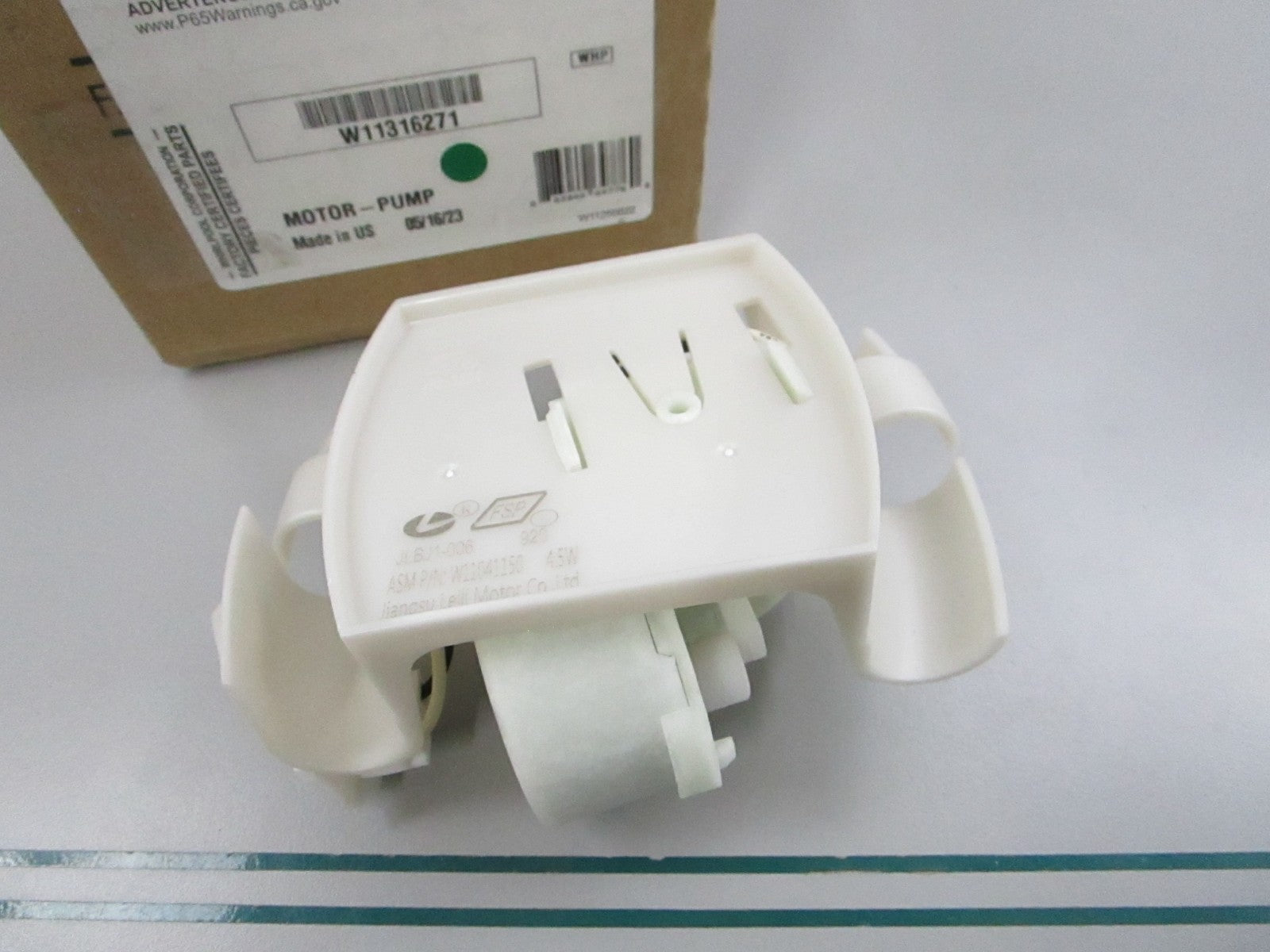 NEW OEM W11316271 Whirlpool Pump Motor 0810