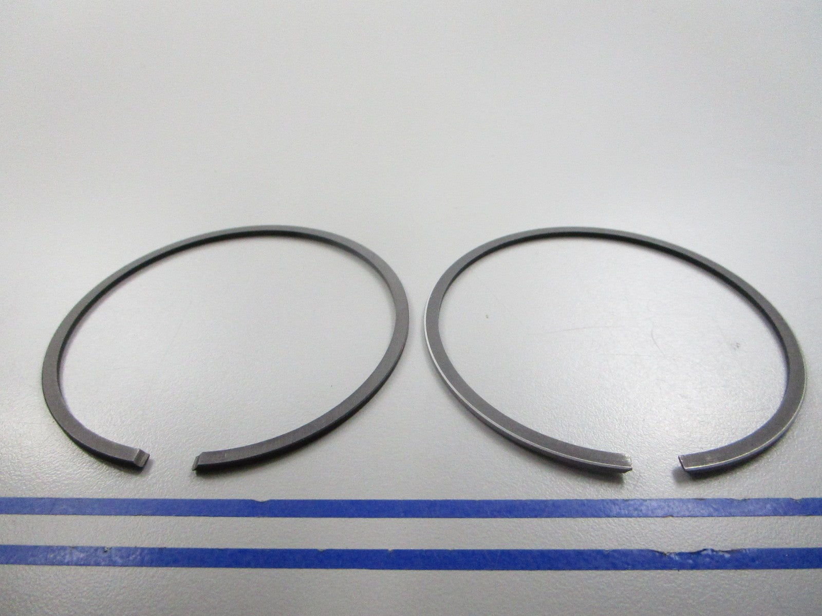 NEW OEM 12140-96301-000 Suzuki 2 Piston Ring Set 0810