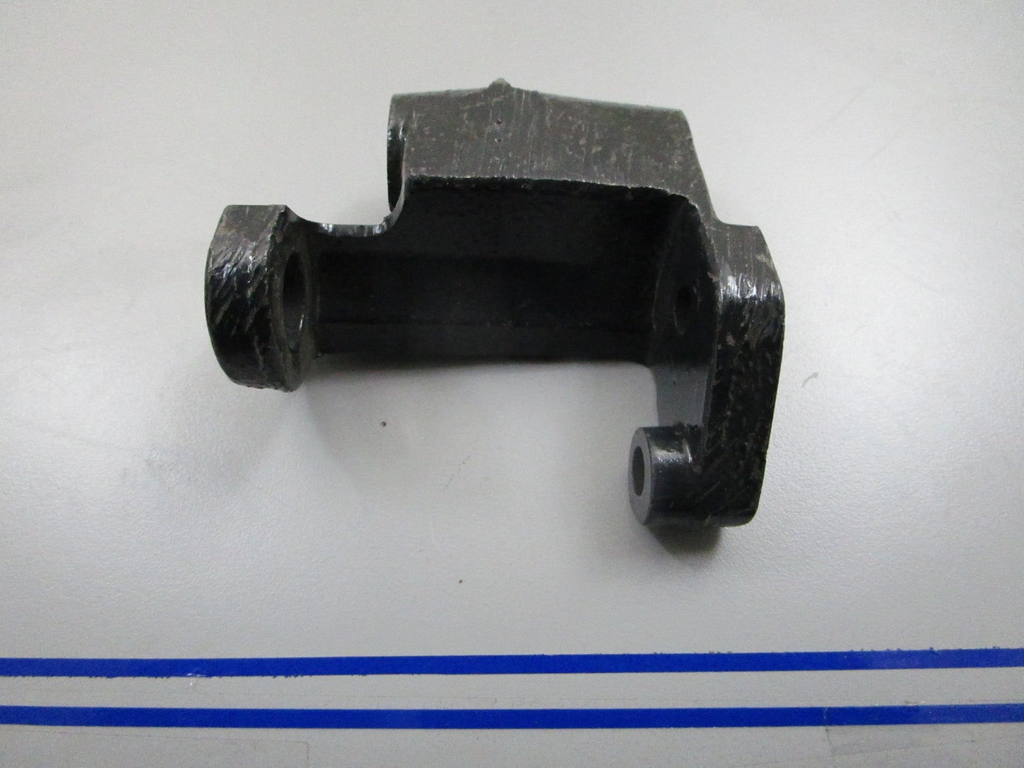 *NEW OEM* 0810 Bobcat Alternator Bracket 6725427