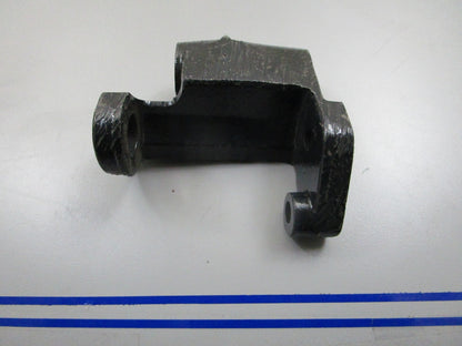 *NEW OEM* 0810 Bobcat Alternator Bracket 6725427