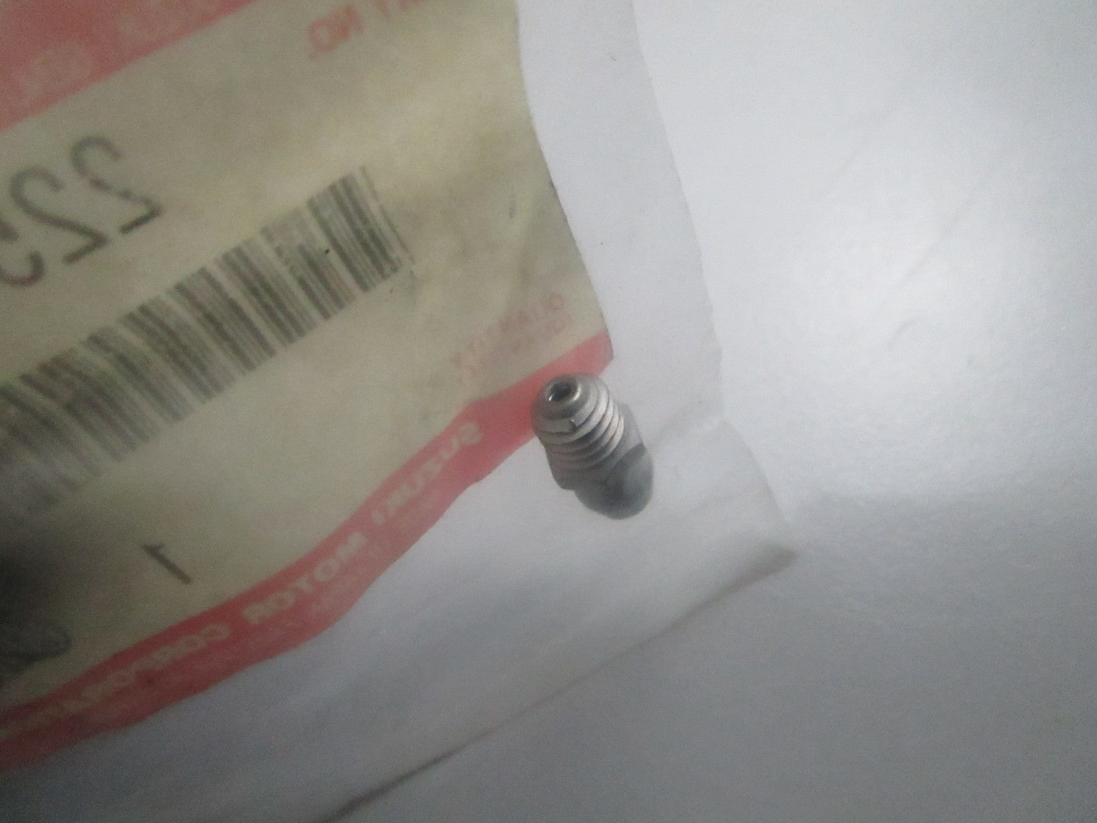 *NEW OEM* 0810 Suzuki Grease Nipple 22511-99010